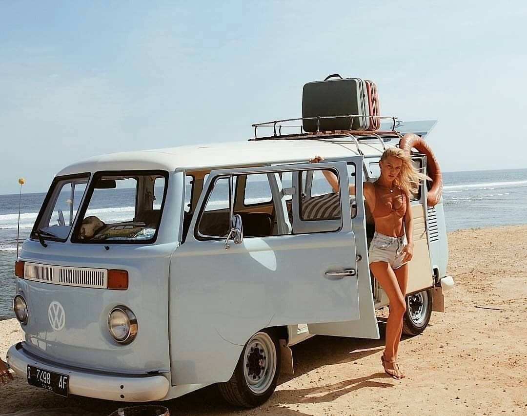 Volkswagen Transporter t1 серфинг