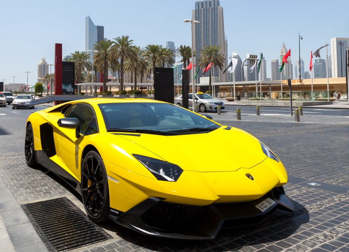 Lamborghini Huracan Золотая