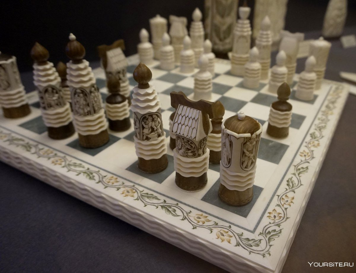 Шахматы из кости Холмогорская резьба
