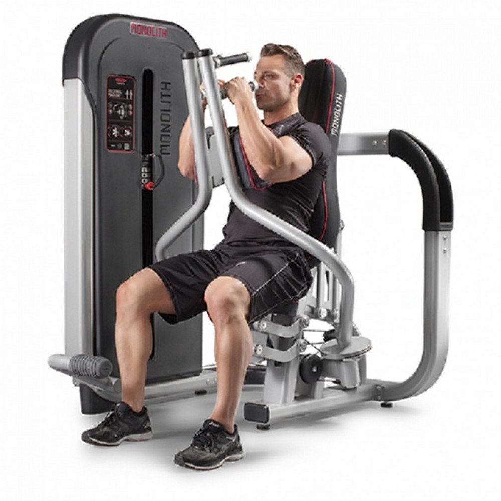 Technogym pectoral Machine. Баттерфляй