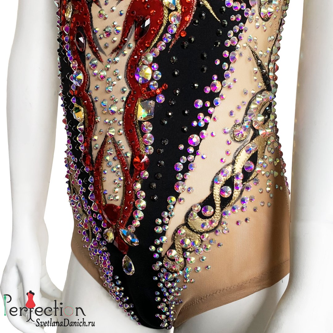 Купальник для художественной гимнастики с воротником стойкой