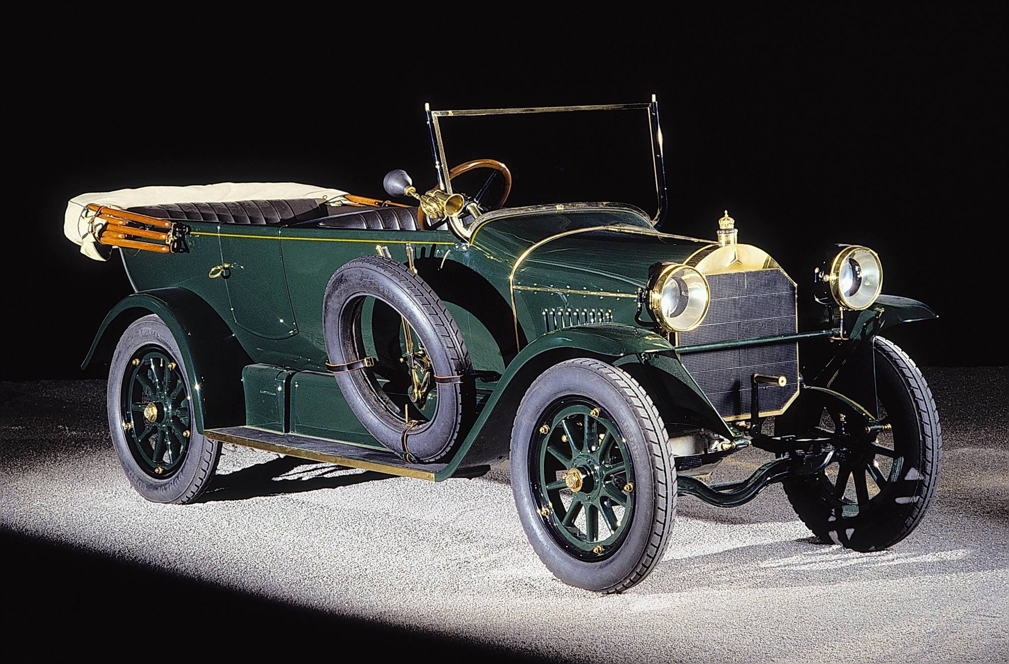 Первая машина выпущена. Mercedes 35 PS. Mercedes Benz 1913. Mercedes Simplex 35 PS 1900. Мерседес Даймлер Бенц.