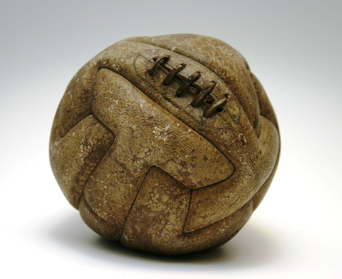 Мяч в древней Греции фоллис