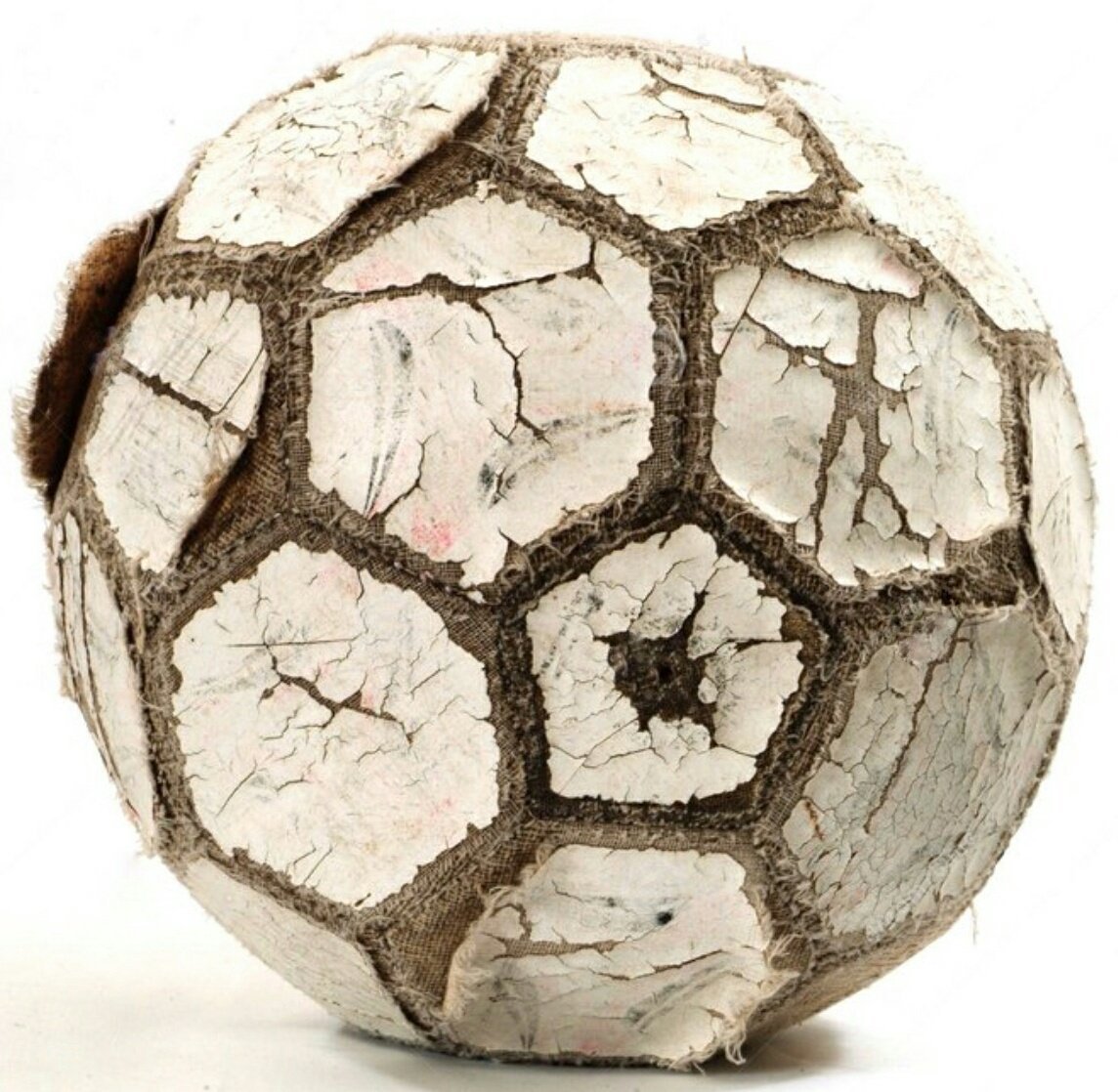 Старый мяч