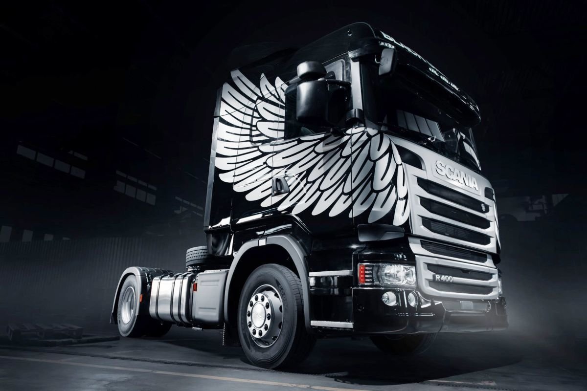 Scania r400 Black Griffin