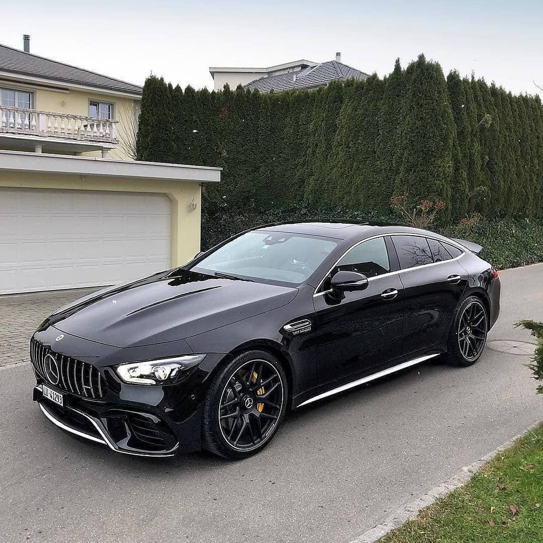 Mercedes AMG gt 63 s
