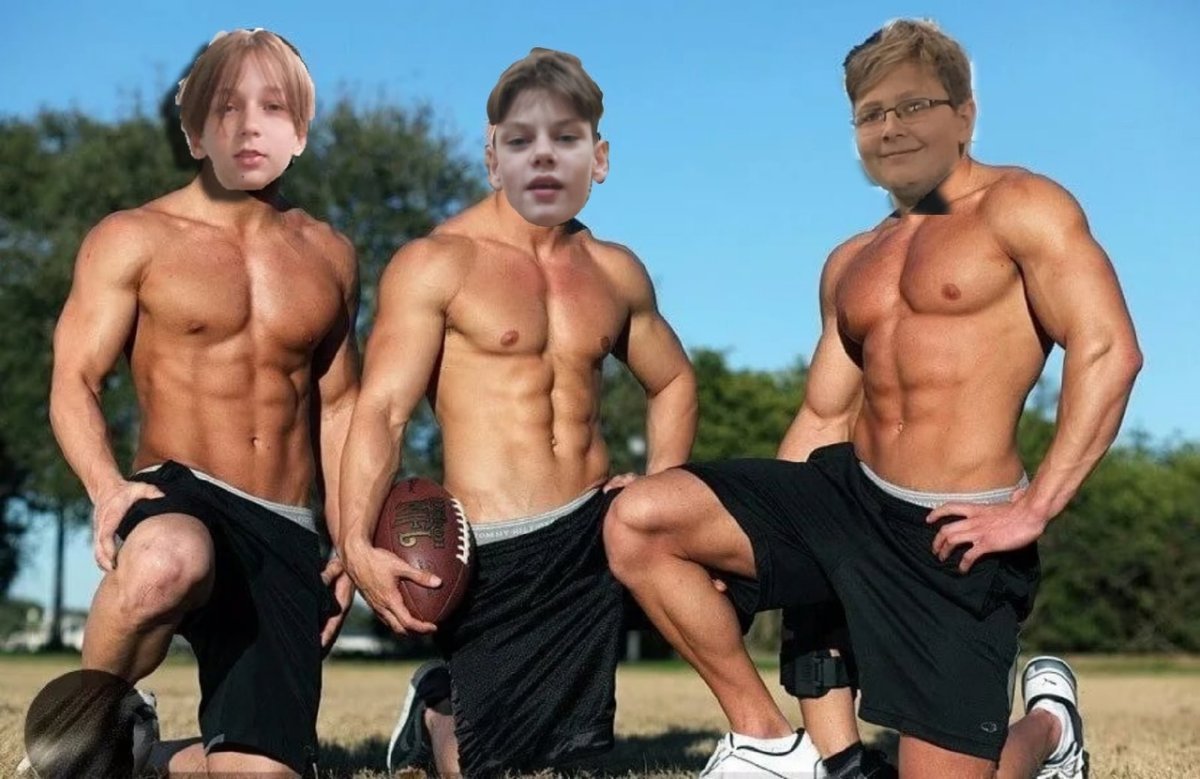 Накаченные мужики несколько