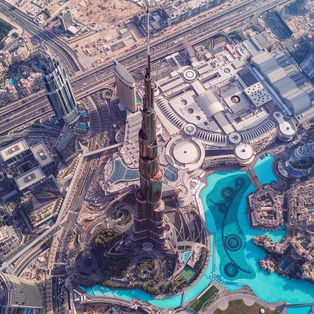 Вид с башни Бурдж Халифа в Дубае
