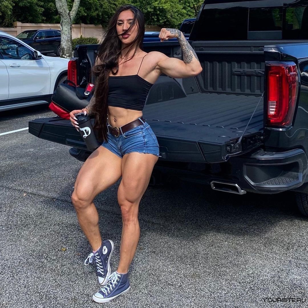 Спортсменка Бахар Набиева