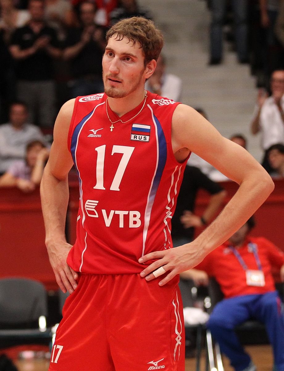 Максим Михайлов