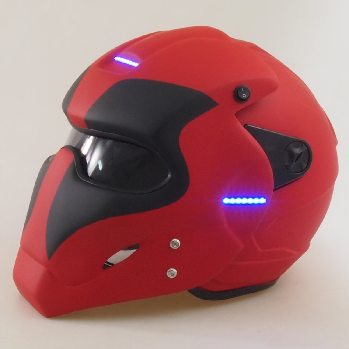 Шлем мотоциклетный Дэдпул