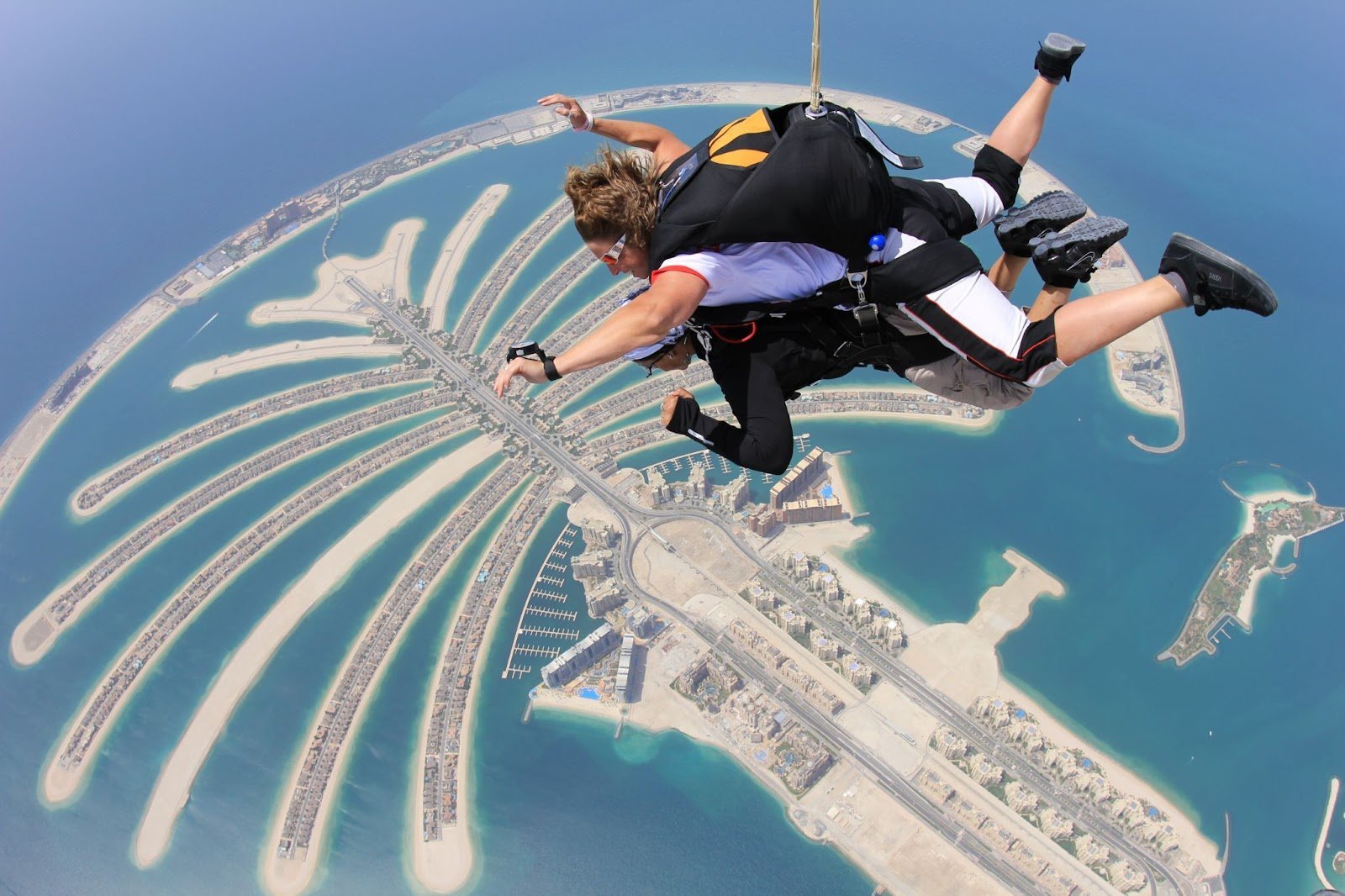 Unique experience. Скайдайв Дубай Skydive Dubai. Бурдж-Халифа прыжок с парашютом. Пальма Джумейра прыжок с парашютом. Прыжок с парашютом в Дубаях на пальму.