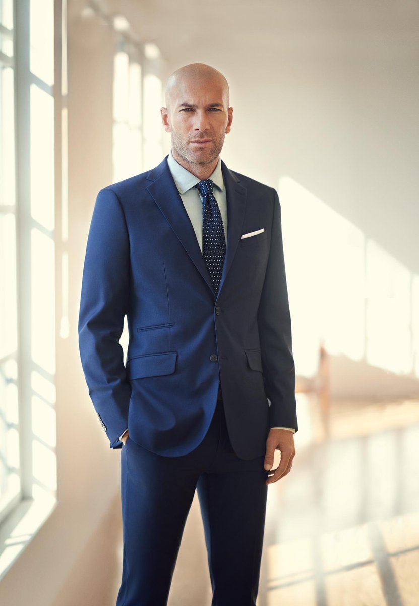 Зидан в пиджаке