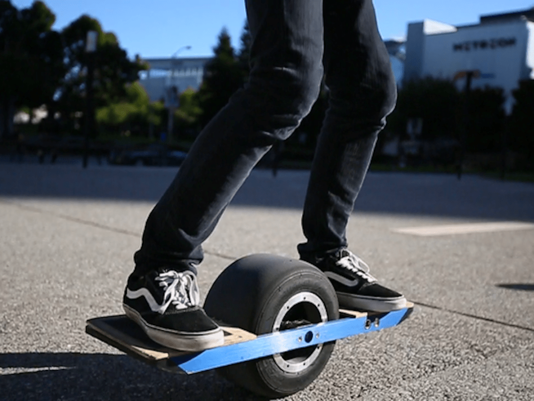 Скейтборд Onewheel