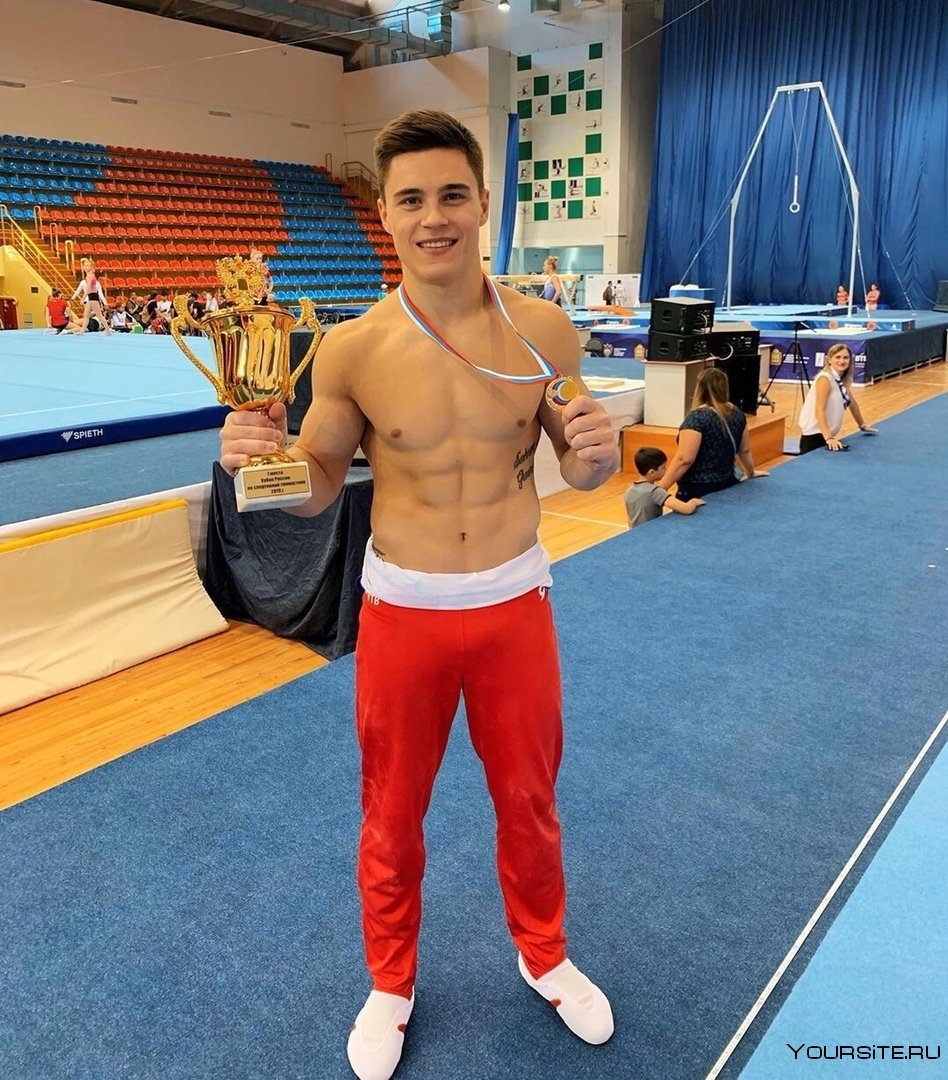 Никита Нагорный гимнаст