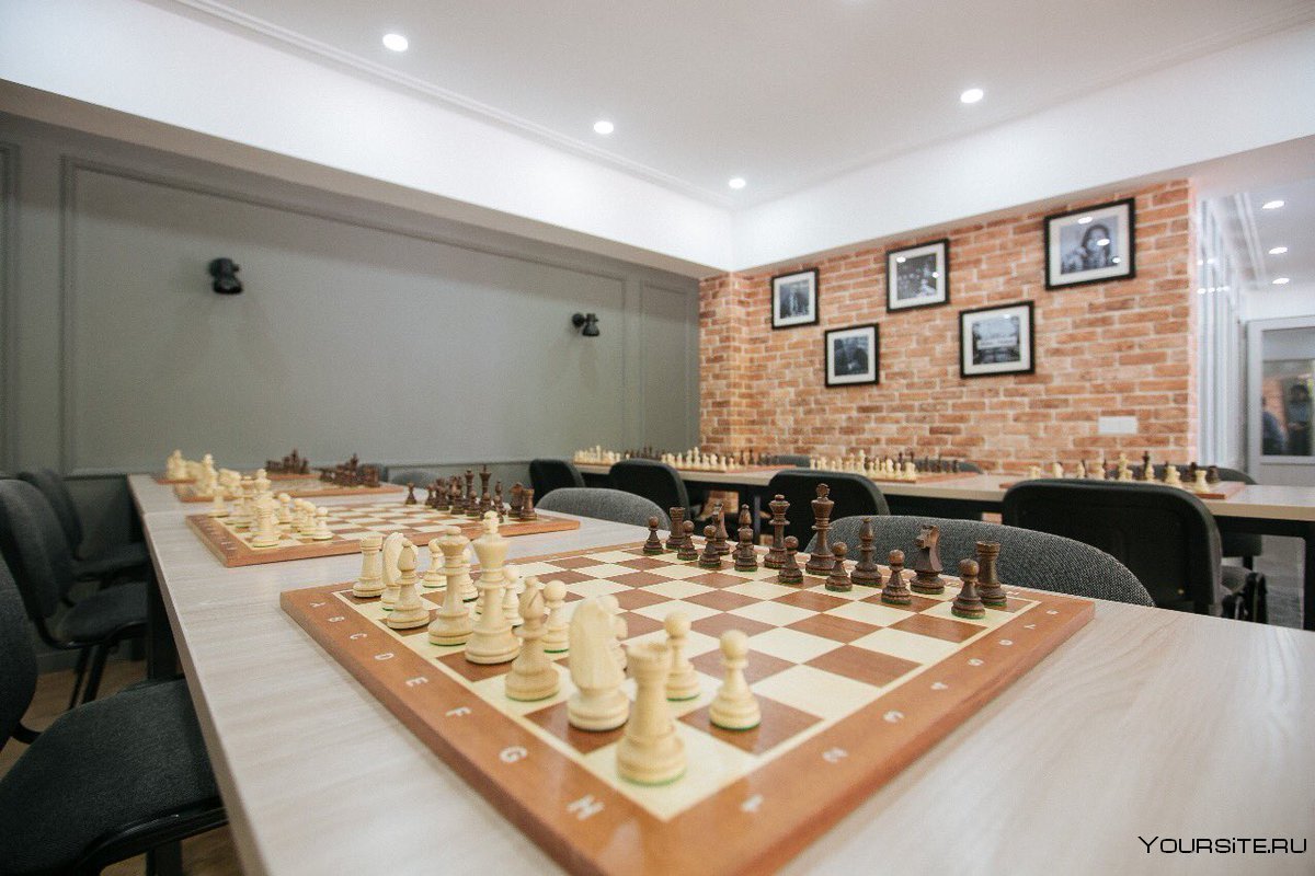 Шахматный зал St. Louis Chess Club