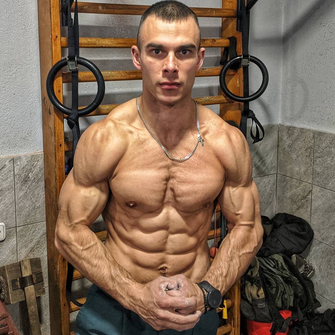 Воркаутер Лось Евгений