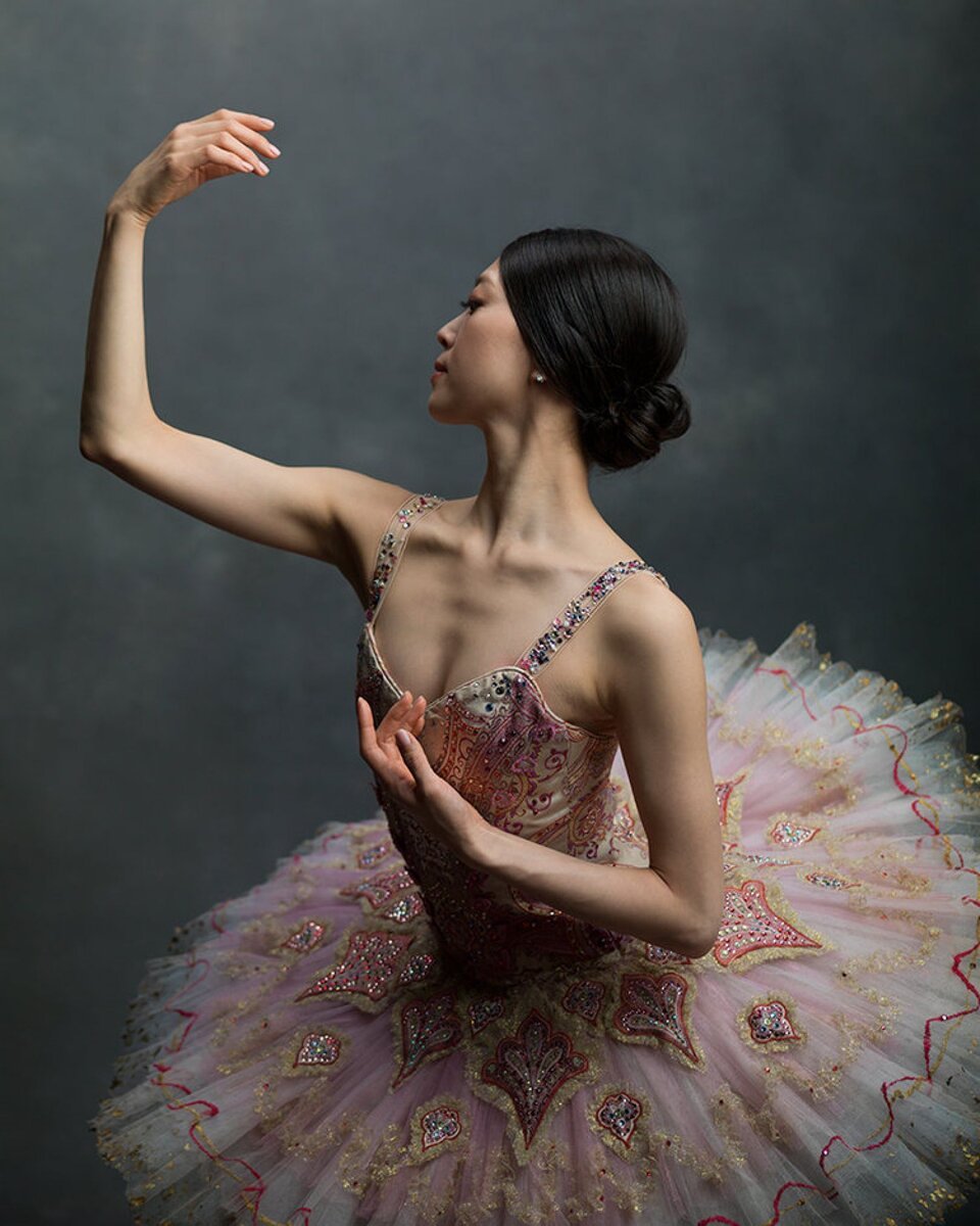 Балерина красивая спина