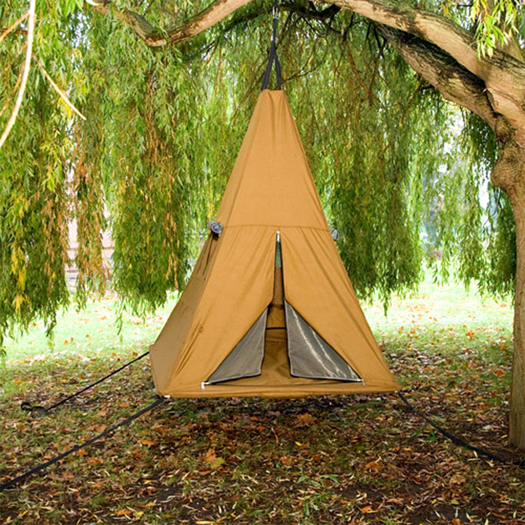 Палатка на дереве