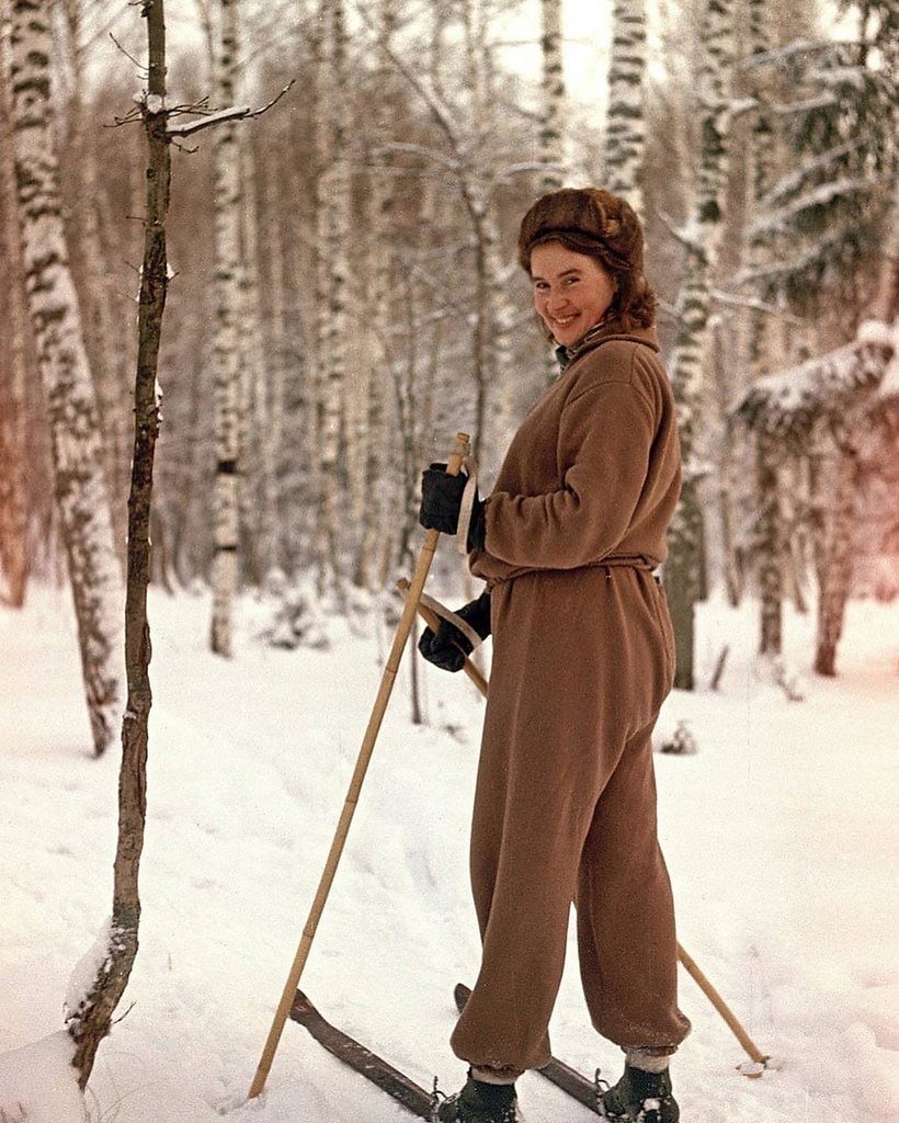 Лыжница СССР 1950-Х гг