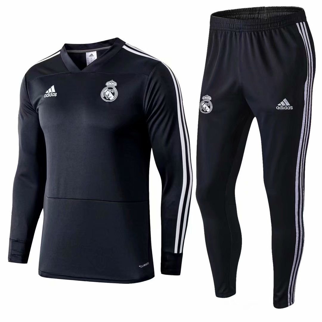 Тренировочный костюм Реал Мадрид