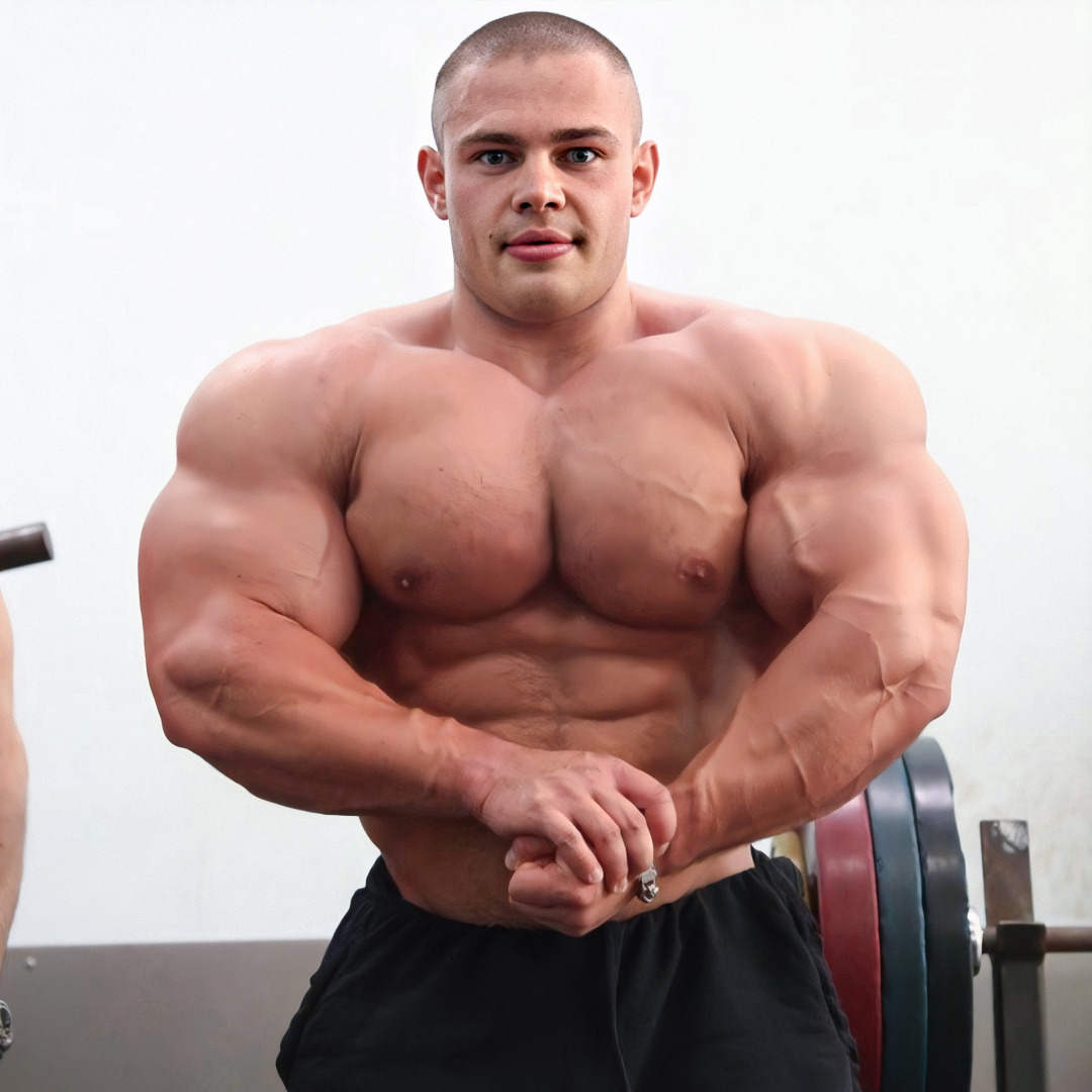 Лесуков Алексей бодибилдер