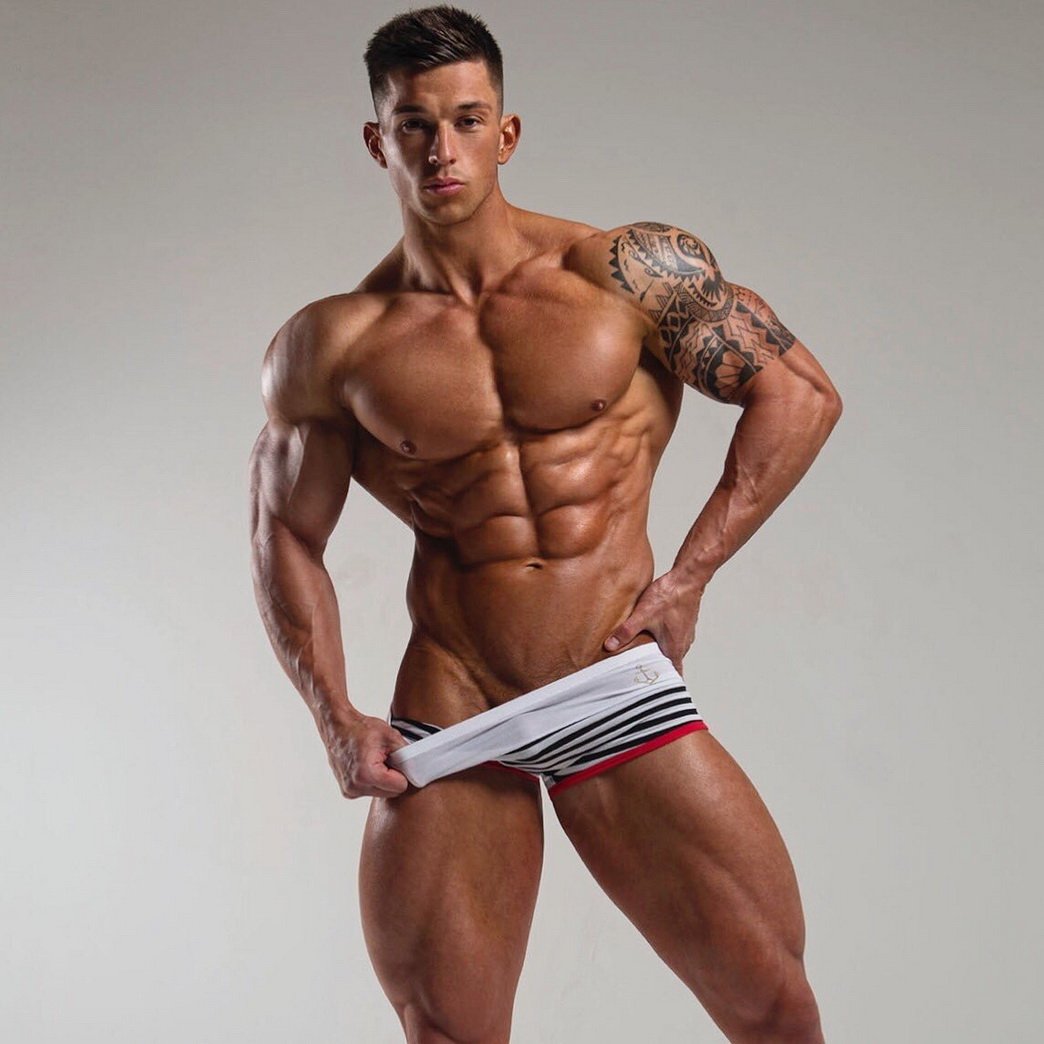 Культурист Gilles Crofta