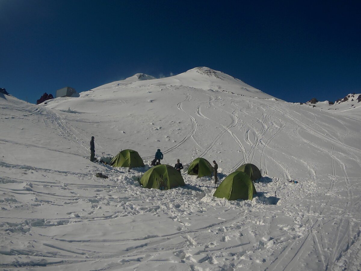 Штурмовой лагерь Эльбрус с Юга высота
