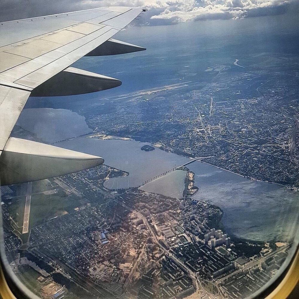 Москва из иллюминатора самолета