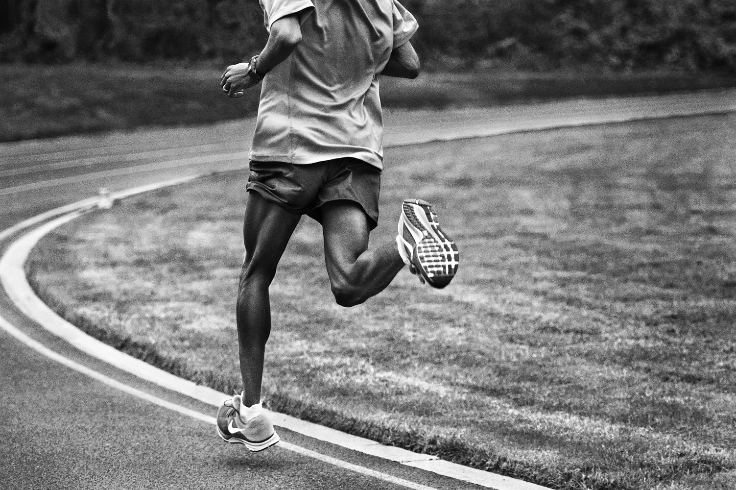 Спортивный бегун. Nike Running. Спорт бег. Бе-4. Спортсмен бежит.