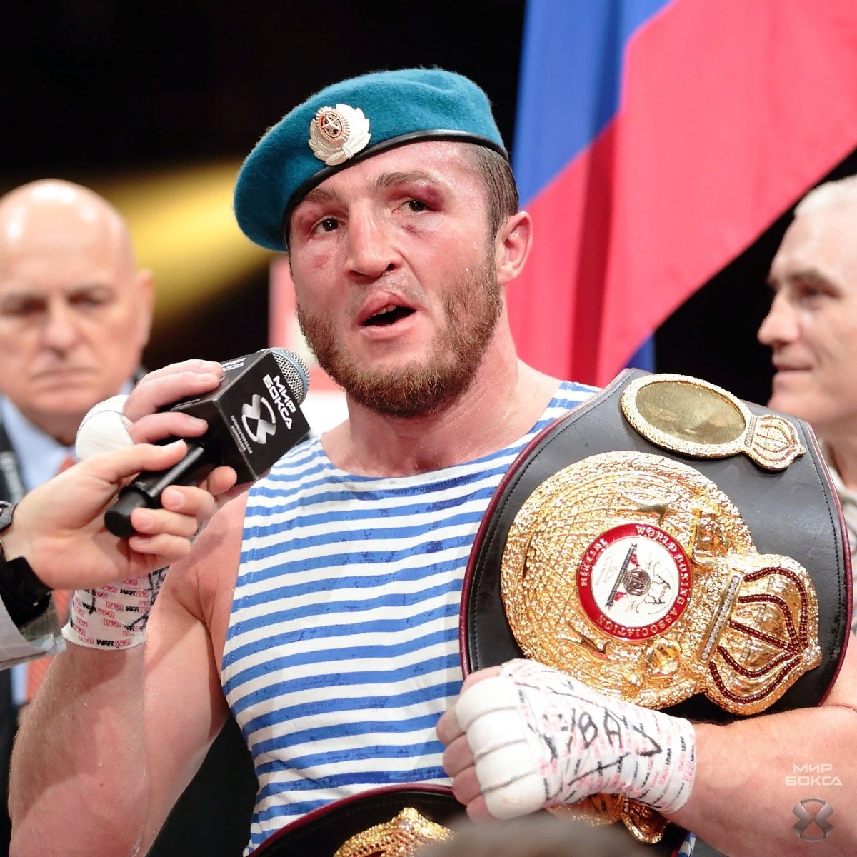 Боец Денис Лебедев