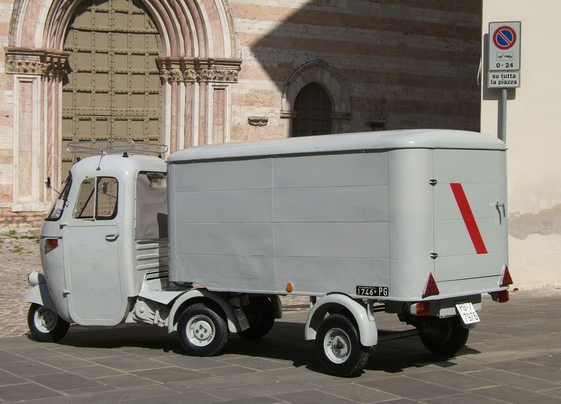 Piaggio Ape p501