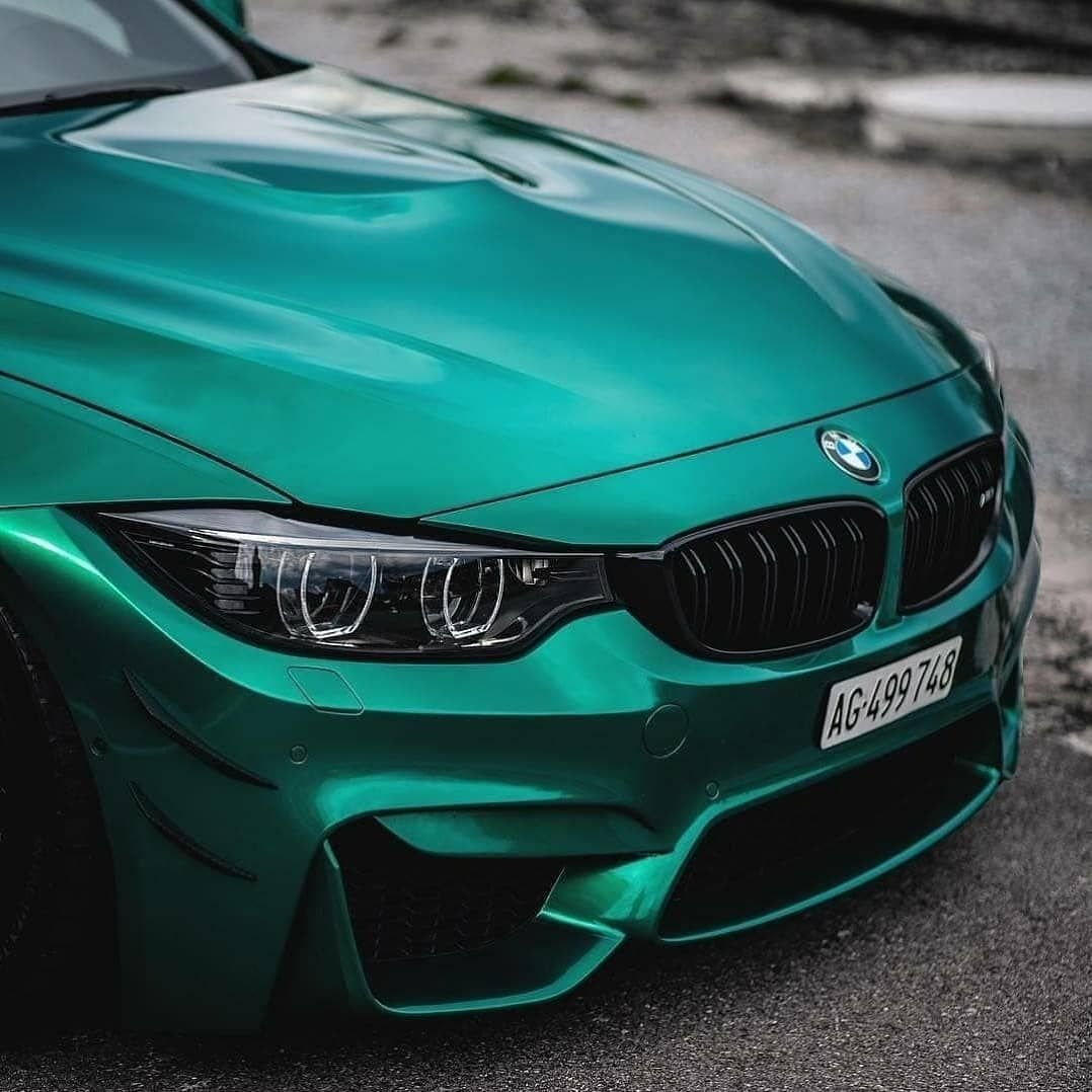 BMW m3 бирюзовая