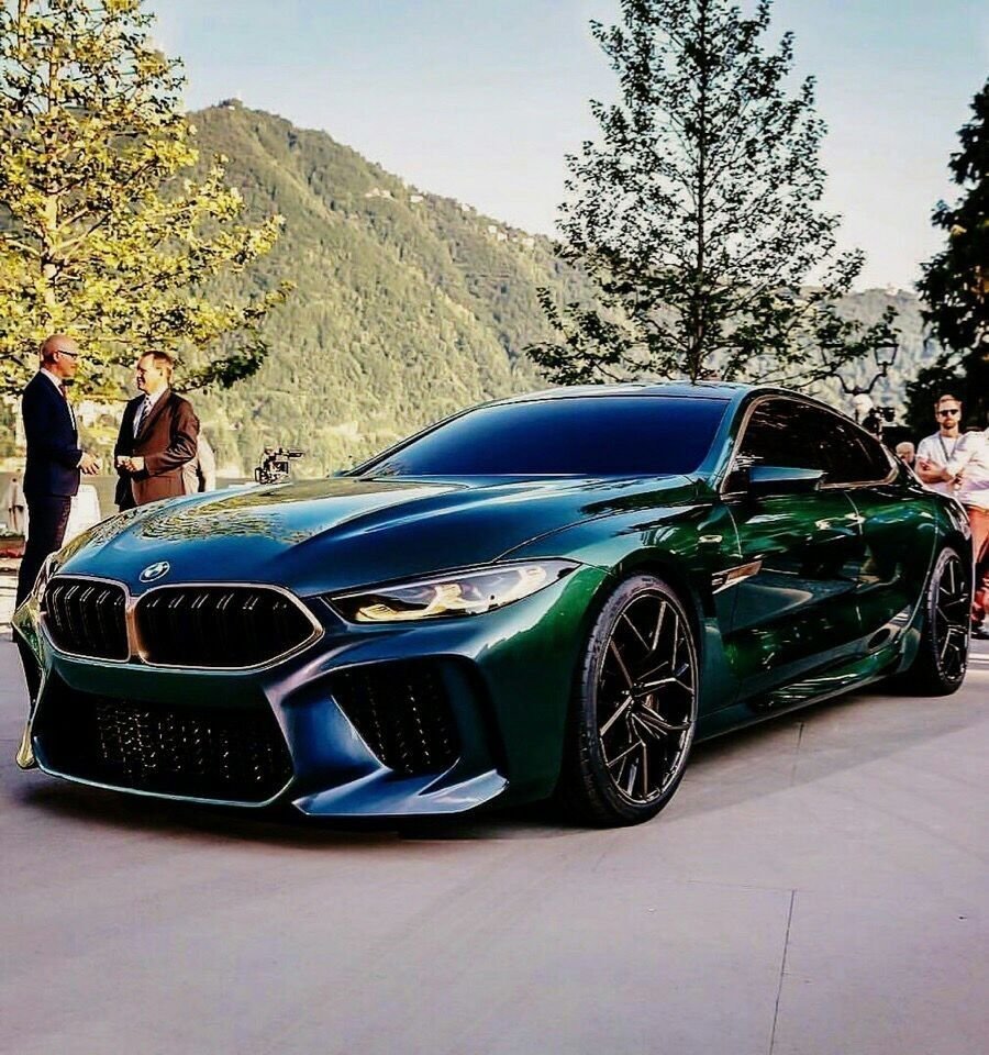 БМВ m8 Gran Coupe