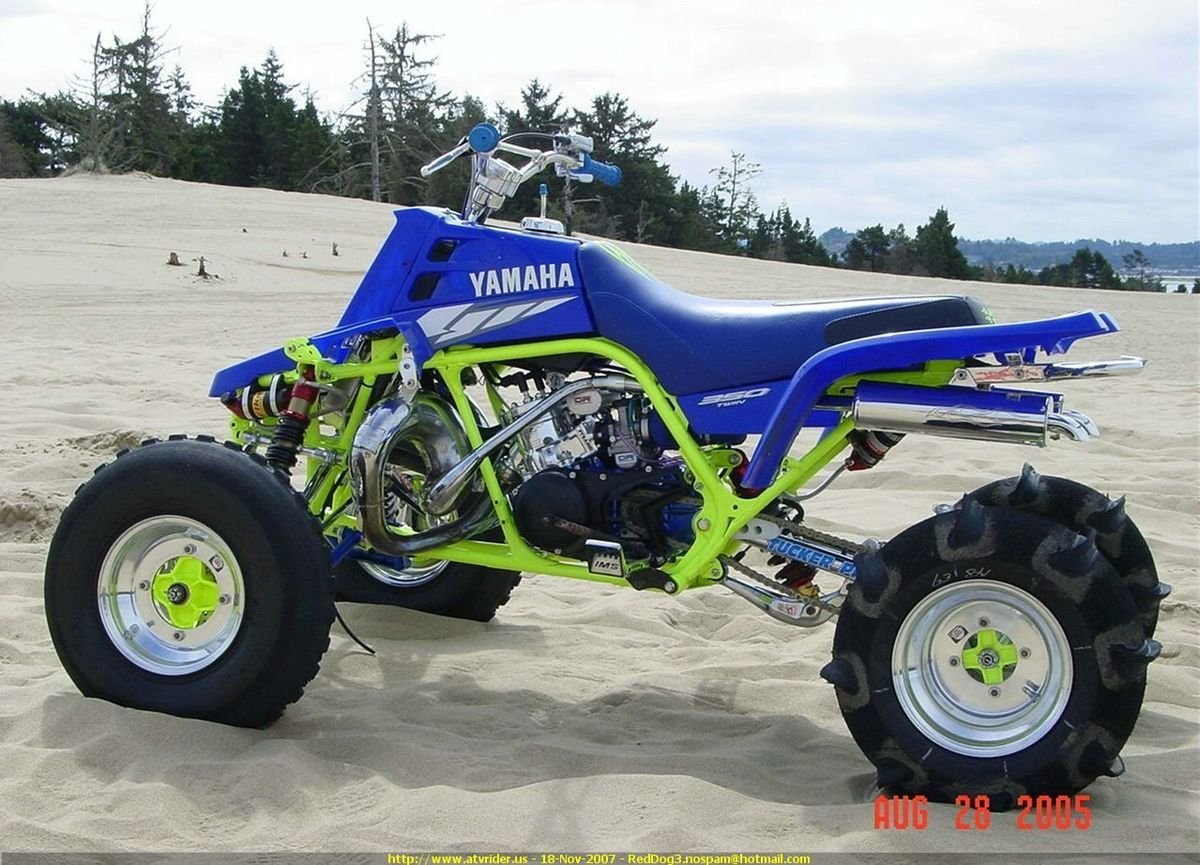Квадроцикл Banshee 350