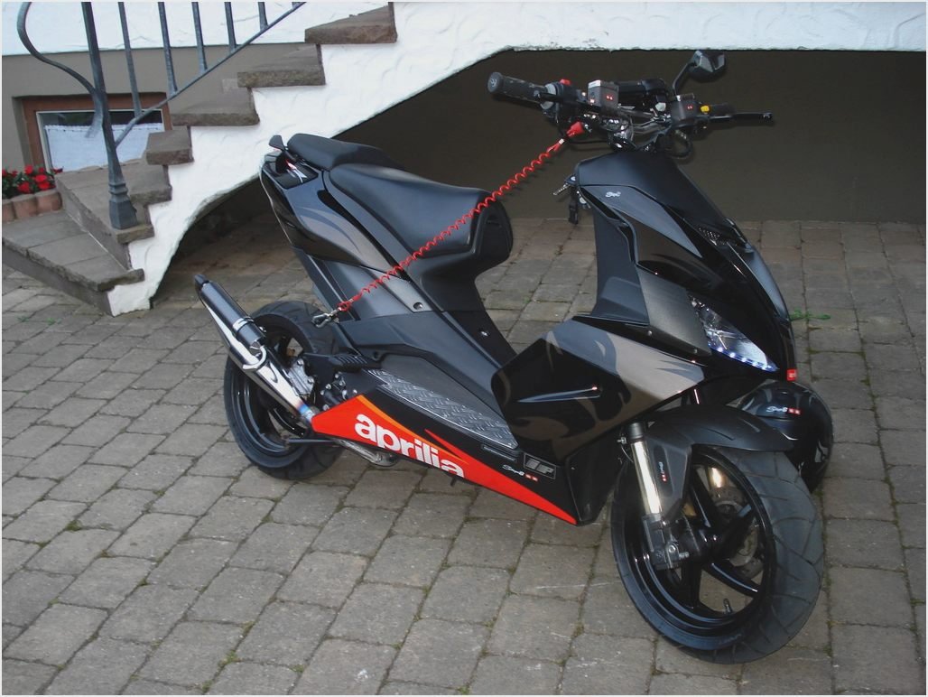 Aprilia sr50r