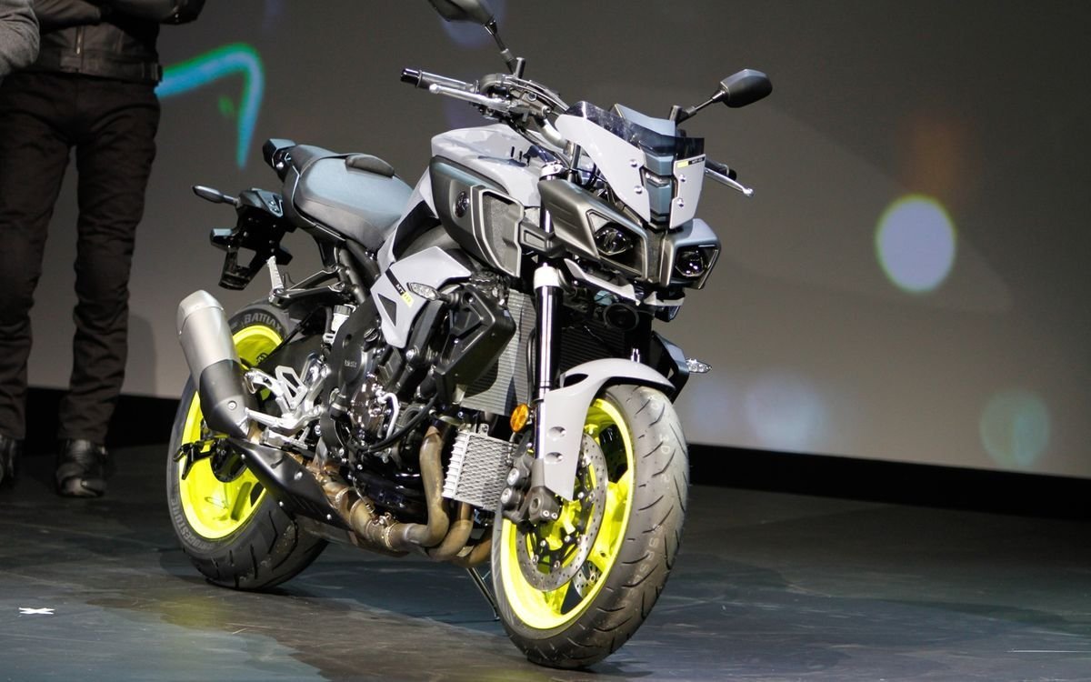 Yamaha mt10 2016