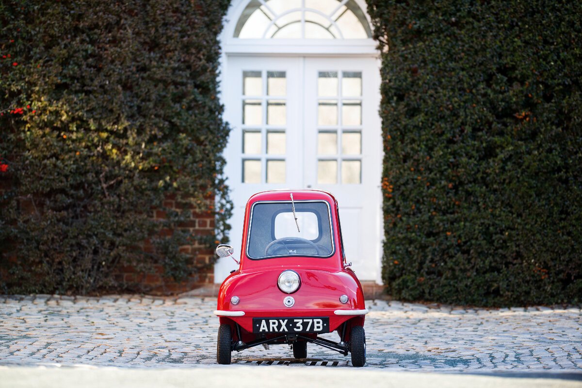 Самый маленький автомобиль в мире Peel p500