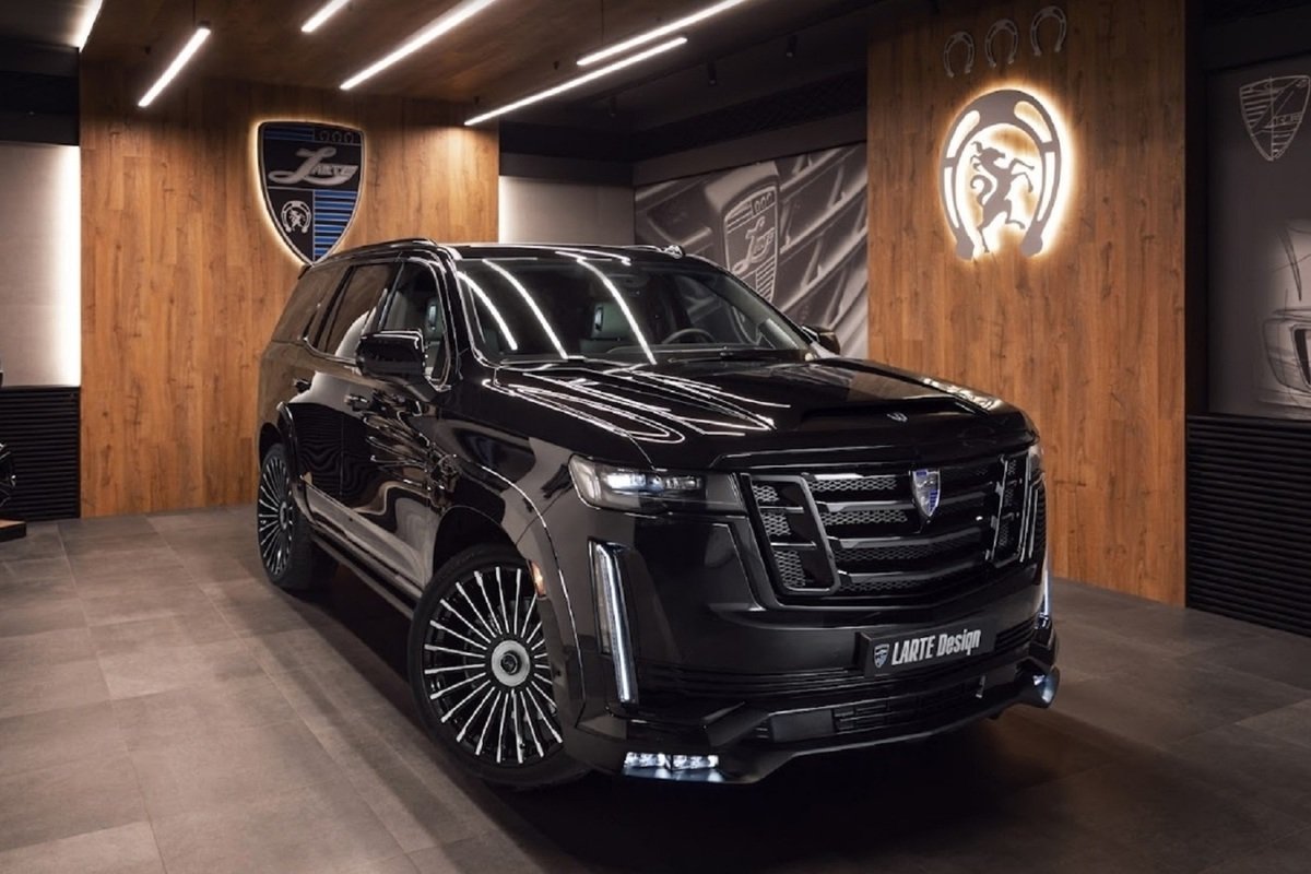 Cadillac Escalade 2021 larte Design ЗВД