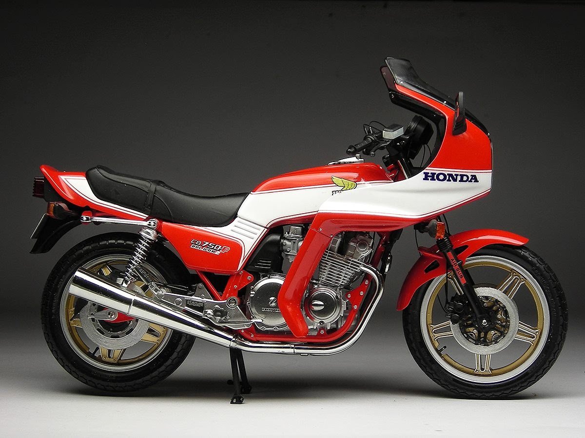 Honda CB 750 Boldor