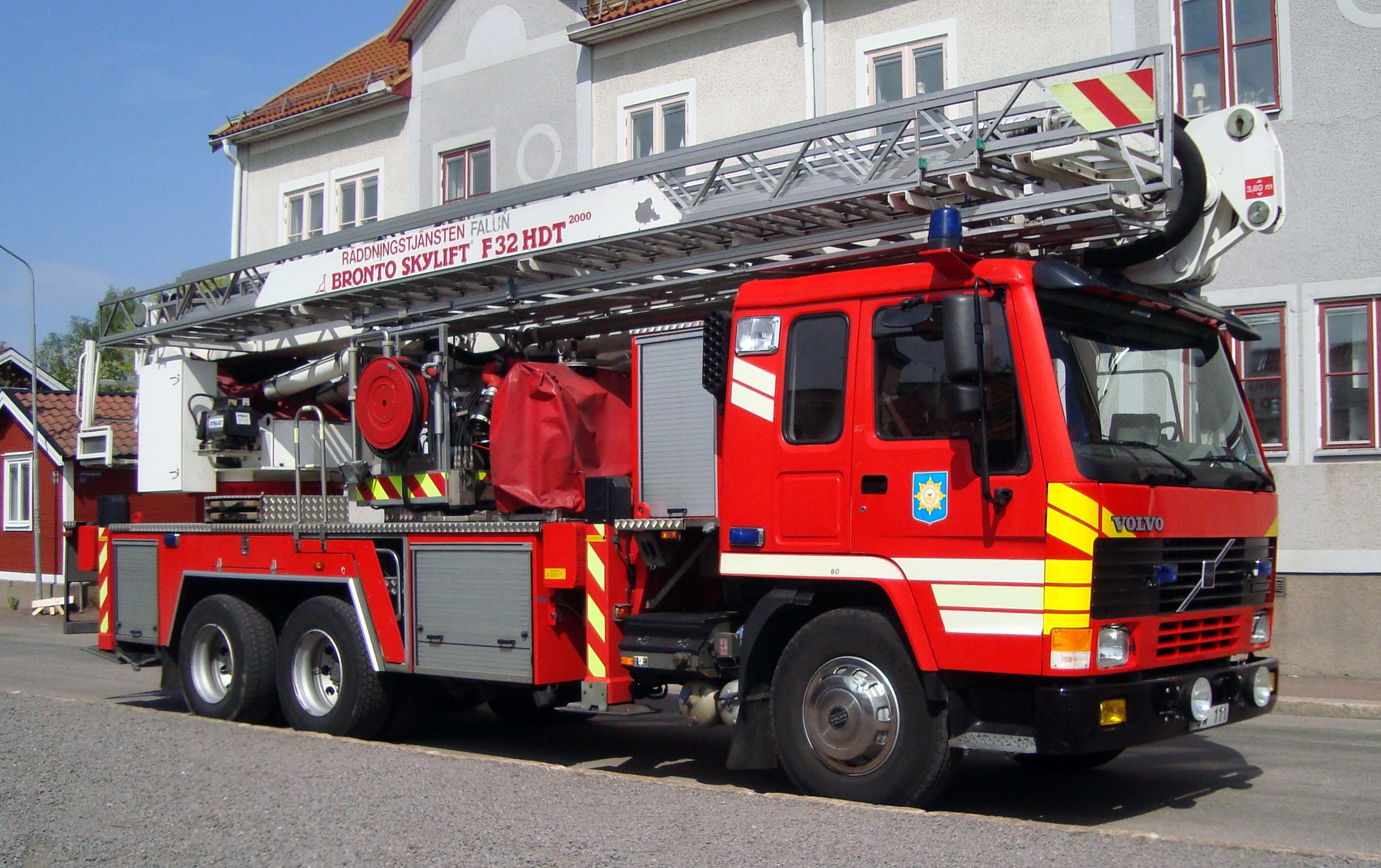 Апп пожарный автомобиль. Пожарная машина Volvo fl6h. Volvo FL 10.320. Пожарная машина Volvo fl6 220. Volvo FL пожарная.
