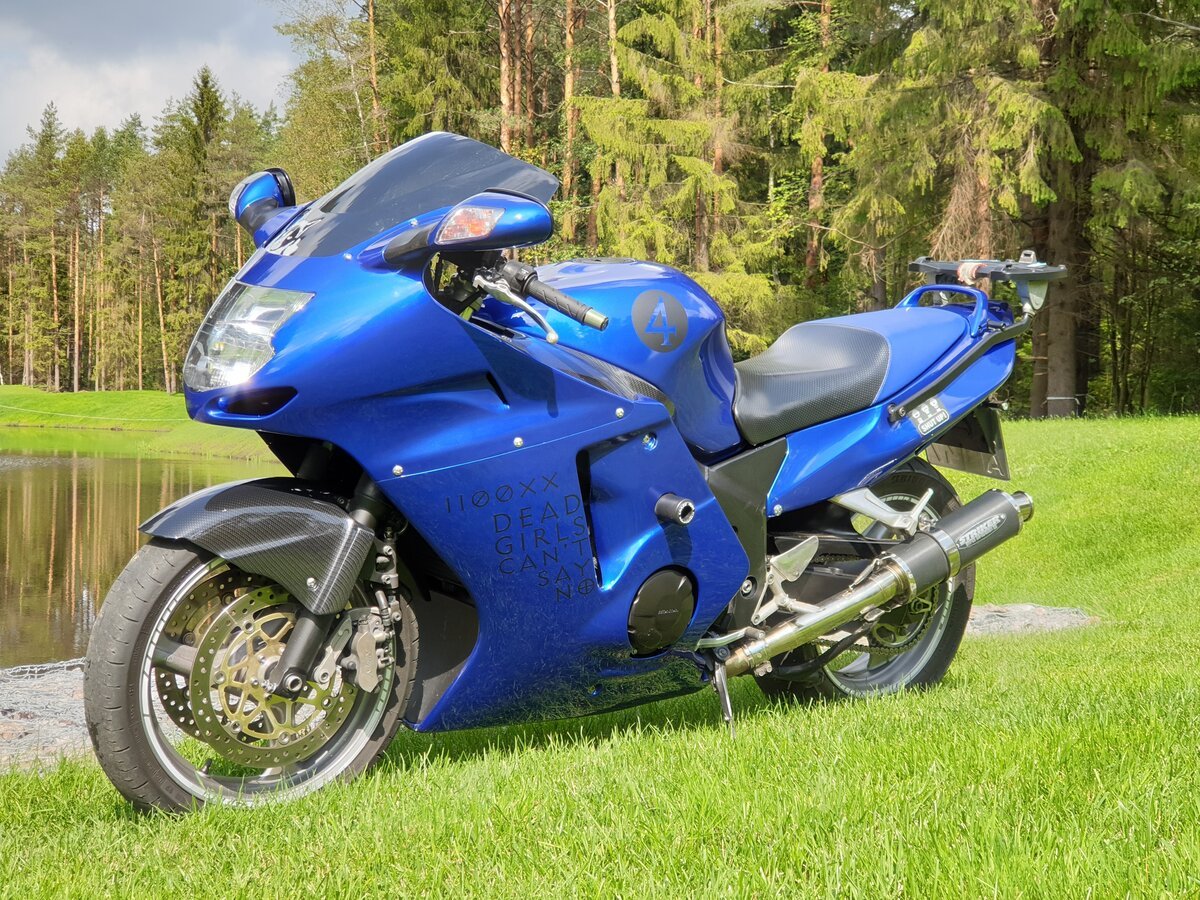Хонда СБР 1100хх