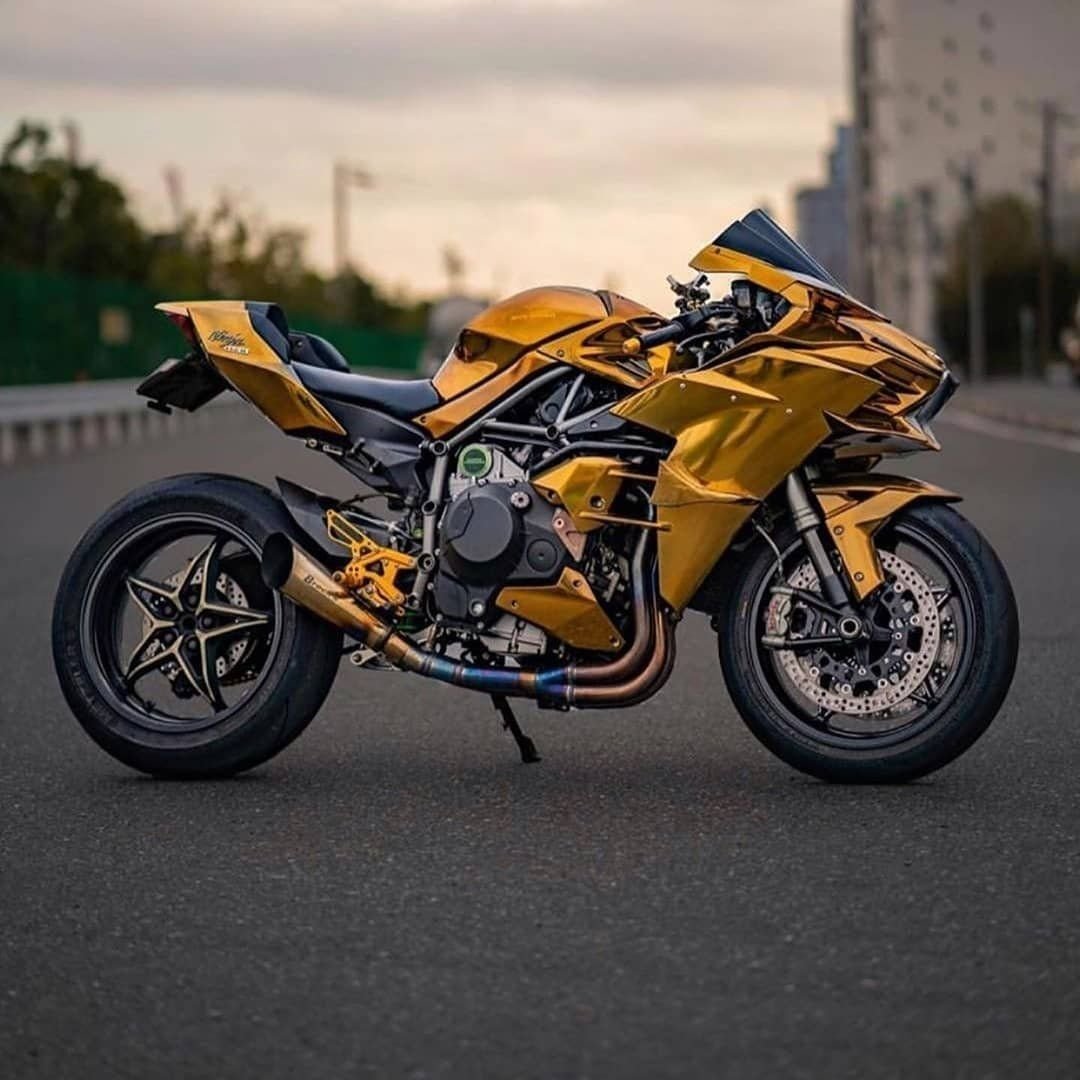 Kawasaki Ninja золотой