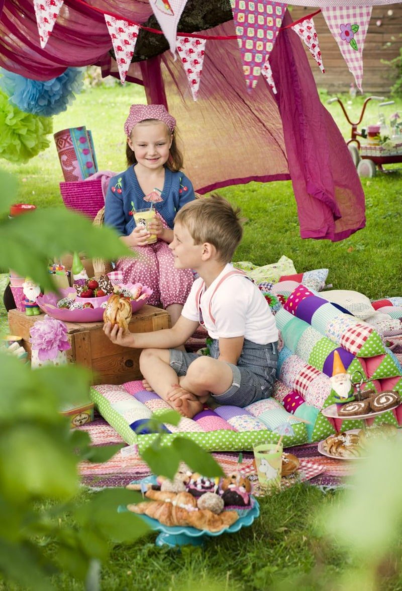 Детский день рождения на природе в стиле пикника