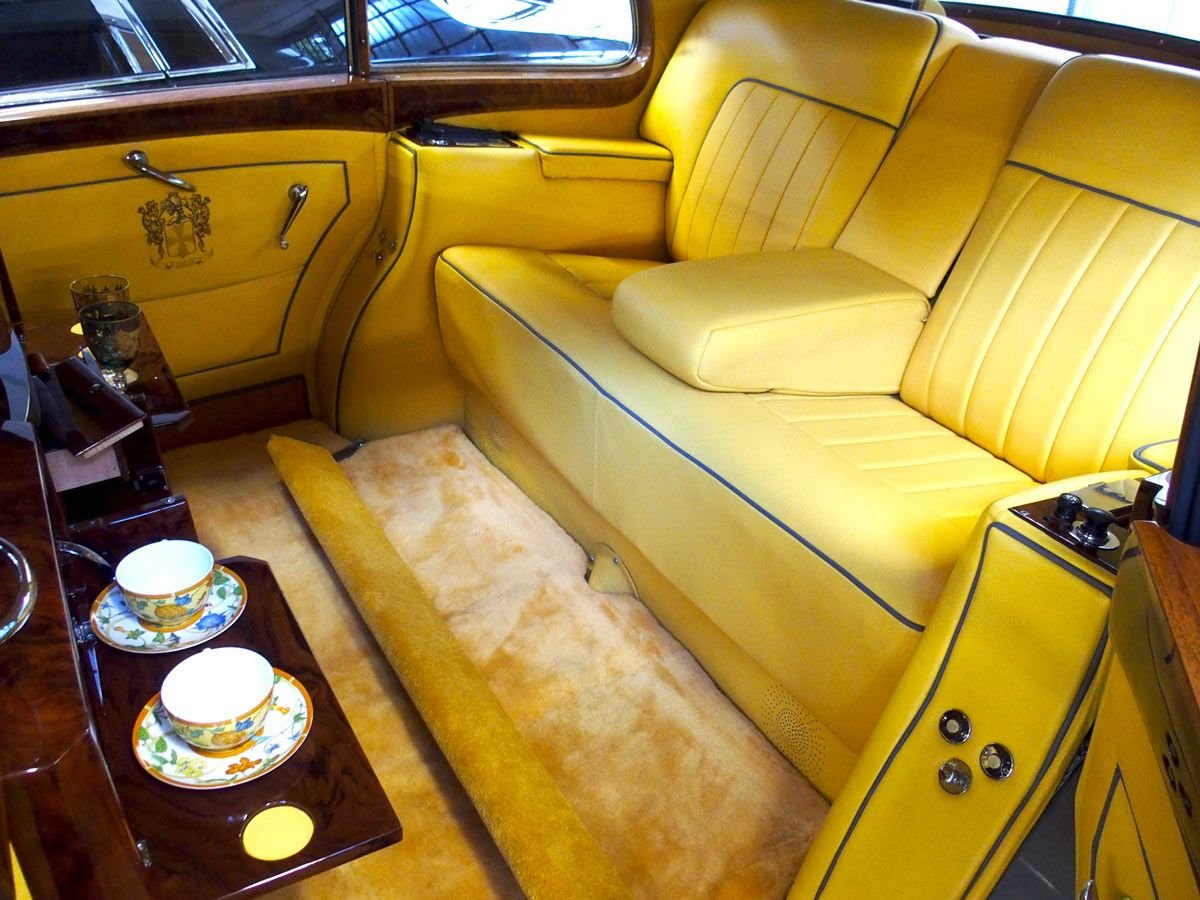 Rolls Royce Limousine салон