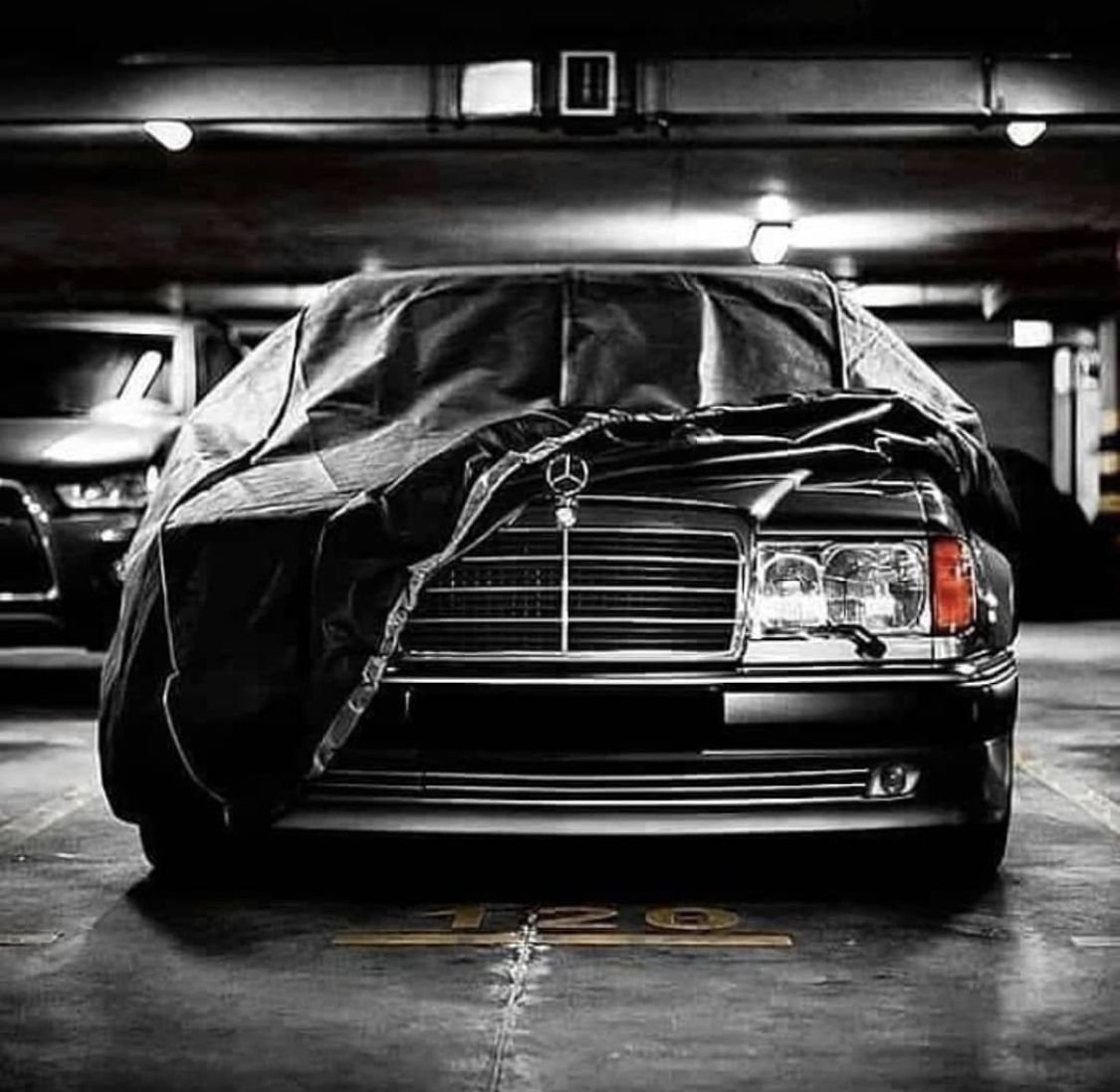 Mercedes e500 w124 Black