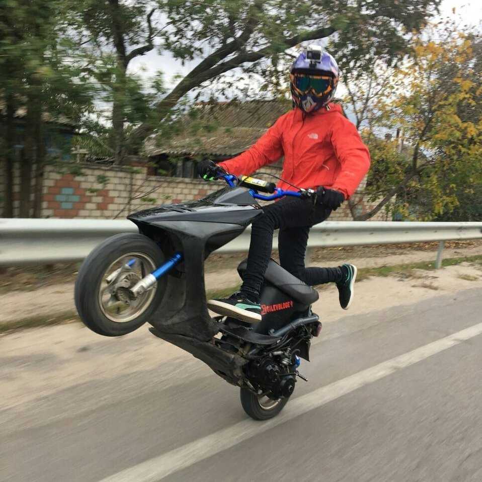 Мопед Honda Dio под стант