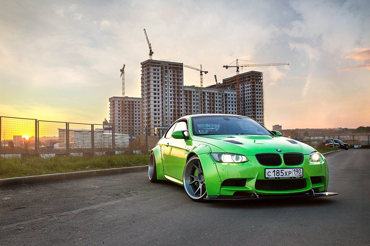 BMW e92 салатовая