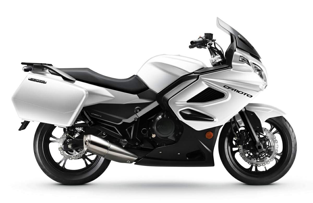 Мотоцикл CFMOTO 650 tk