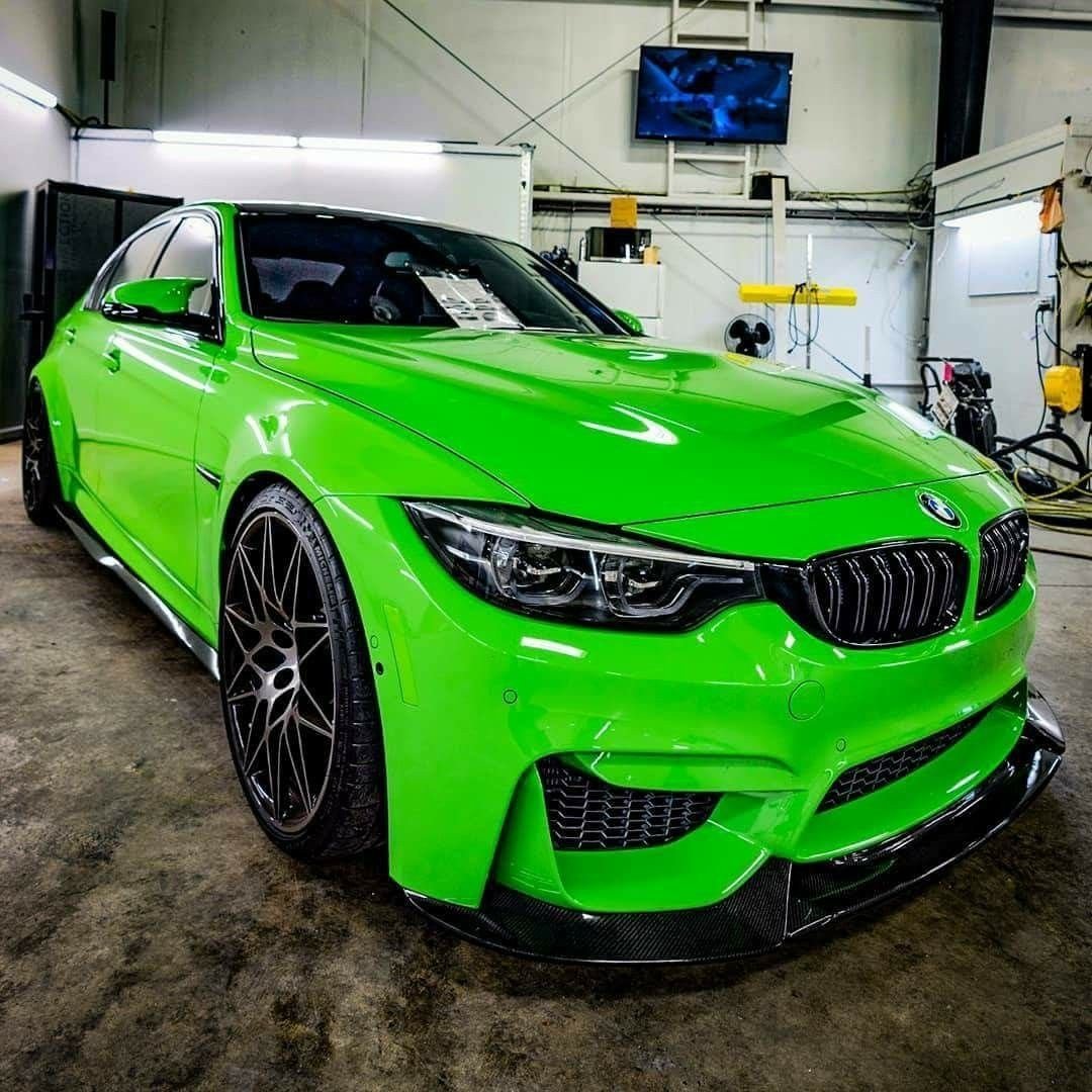 BMW m3 зеленая